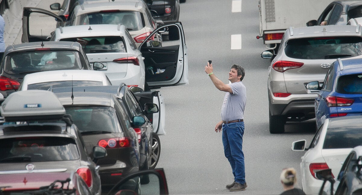 In den Mikrokosmen der Strasse
